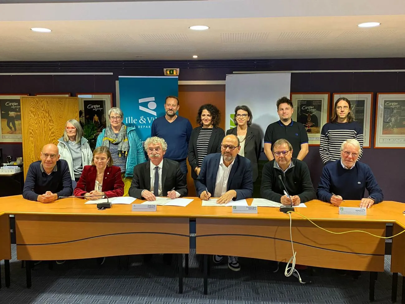 Signature du contrat départemental de solidarité territoriale entre le Pays de Châteaugiron Communauté et le Département d’Ille-et-Vilaine