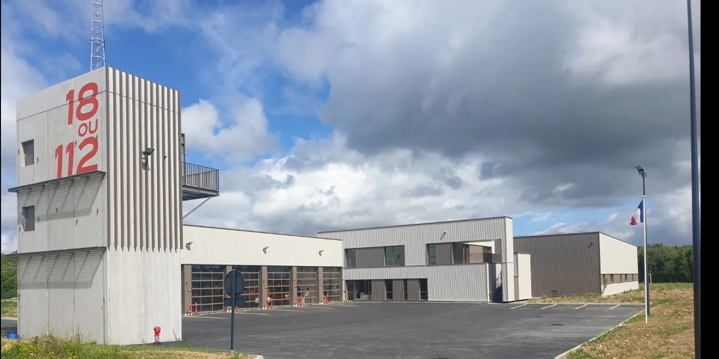 Un nouvel équipement mutualisé : Centre d’incendie et de secours et Centre d’exploitation routier à Saint-Aubin-du-Cormier